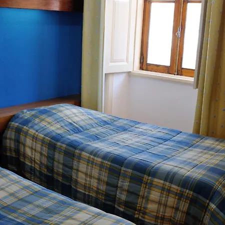 Residencial Moderna فيغيورا دا فوز