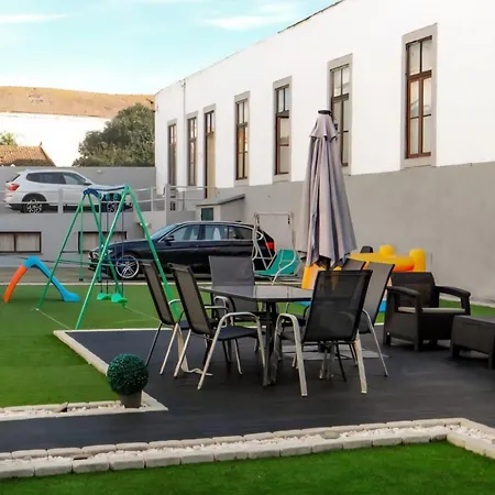 Residencial Moderna * Фигейра-да-Фош